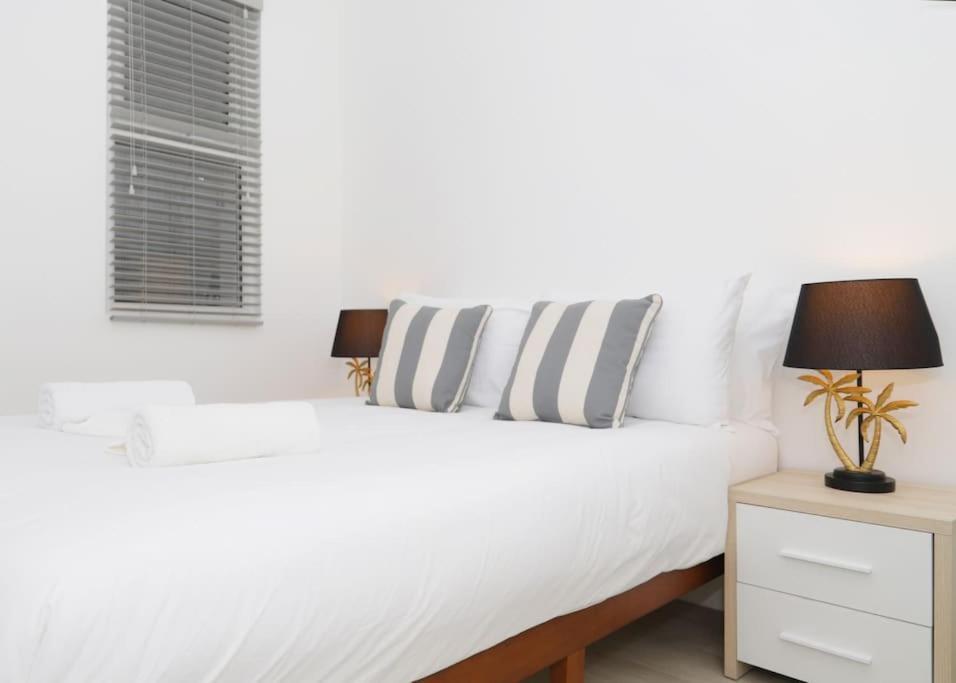 Stylish Flat With Garden, Close To Apartment London